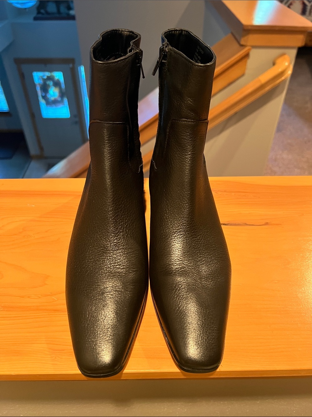 Women’s Steve Madden Black Leather Ankle Boots - Sleek Zip Closure
